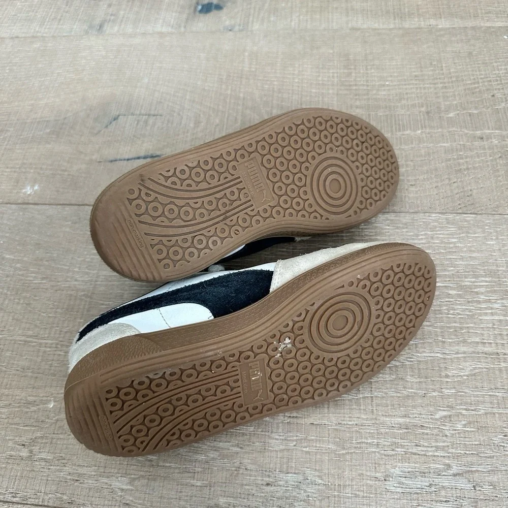 Puma Palermo’s Beige and Black Sneakers